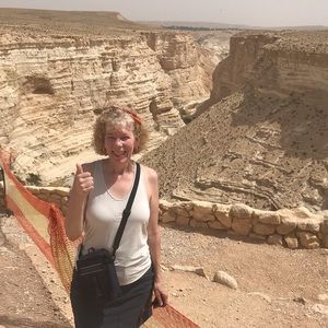 Meet your Posher, Melanie